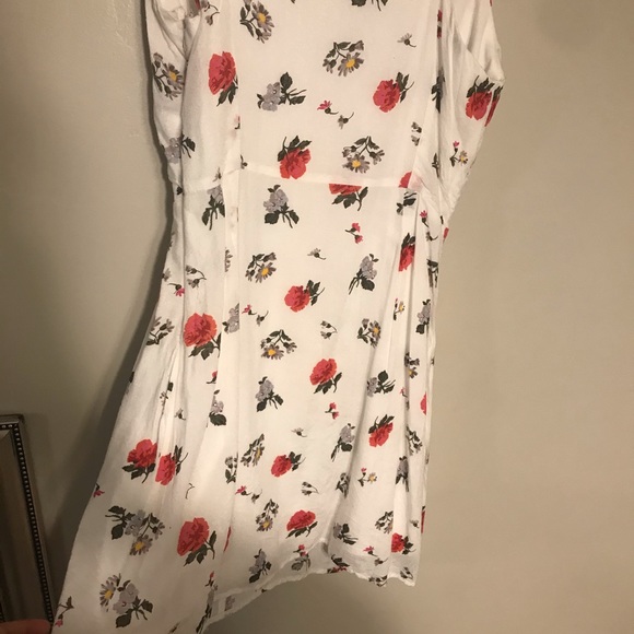 Dress - Picture 5 of 5